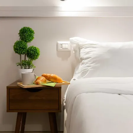 Renovated 2-bdr Flat Statuto - Zen 51 * Rome