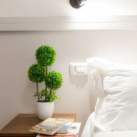 Renovated 2-bdr Flat Statuto - Zen 51 Róma